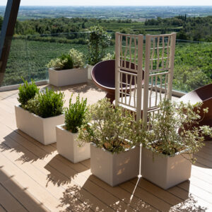 Ethica kandiline lillekast võrega